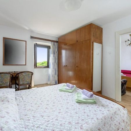 Marina Plomin In Plomin - Haus Fuer 6 Personen Βίλα Εξωτερικό φωτογραφία