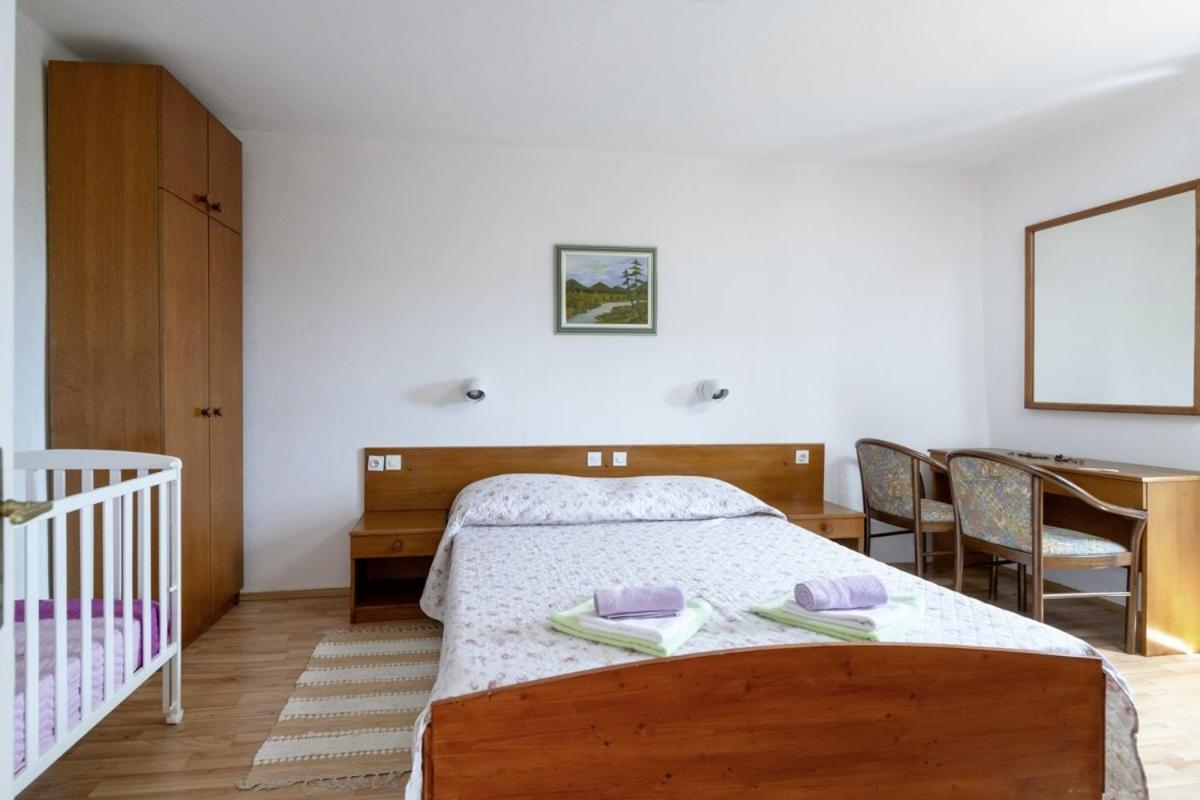 Marina Plomin In Plomin - Haus Fuer 6 Personen Βίλα Εξωτερικό φωτογραφία